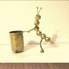 Ant Pen Stand